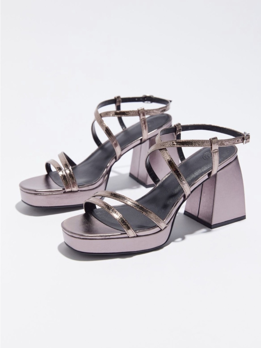 Urban Outfitters Metallic Strappy Block Heel Sandals - Gunmetal Size 9 Women's